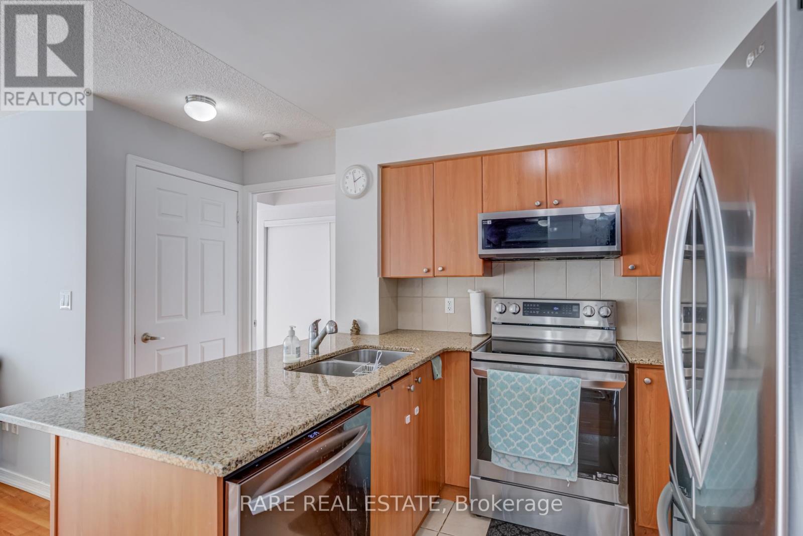 310 - 18 Valley Wood Drive, Toronto, Ontario  M3A 0A1 - Photo 5 - C12735932