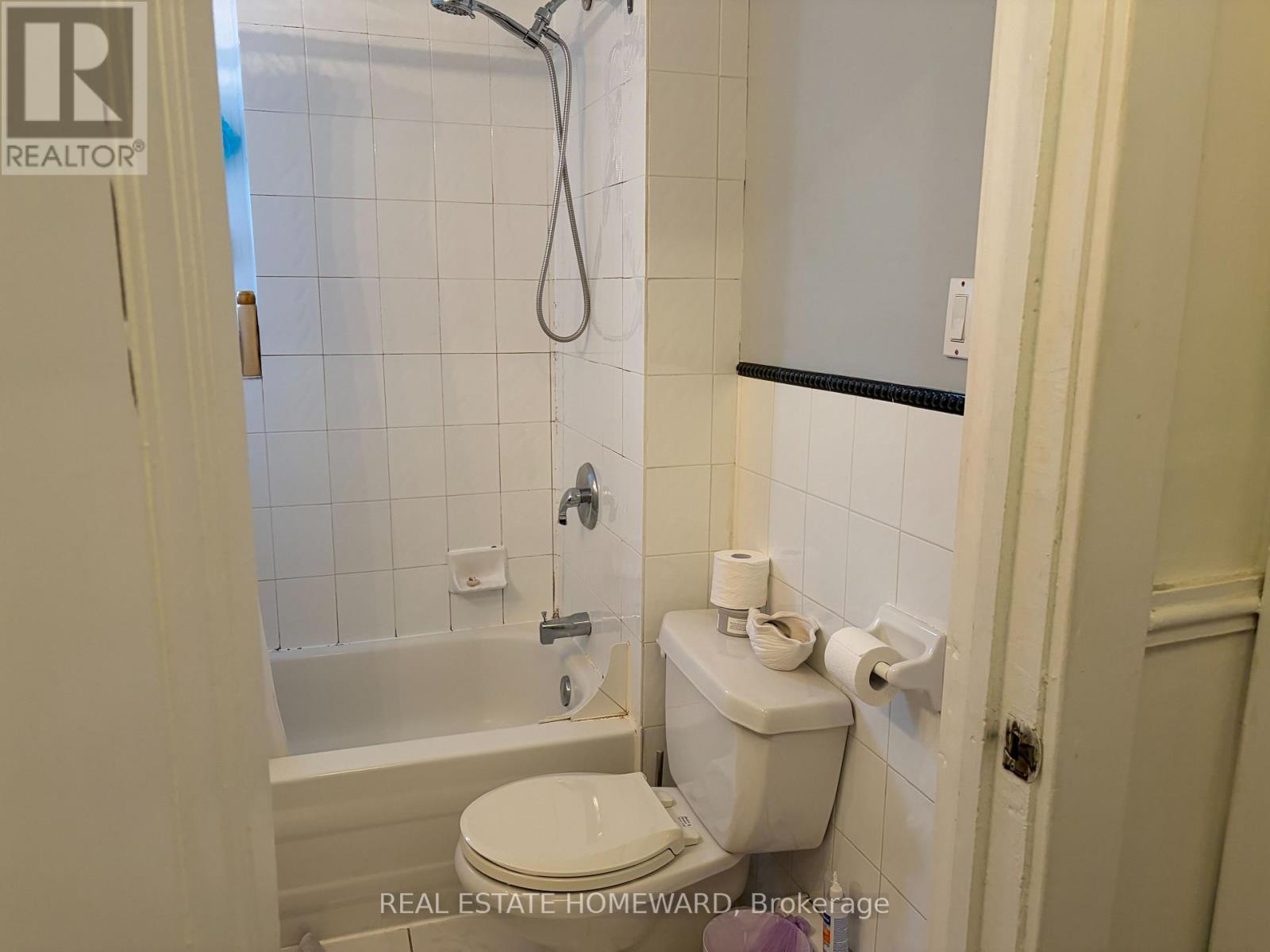 44 Lola Road, Toronto, Ontario  M5P 1E4 - Photo 24 - C12735964