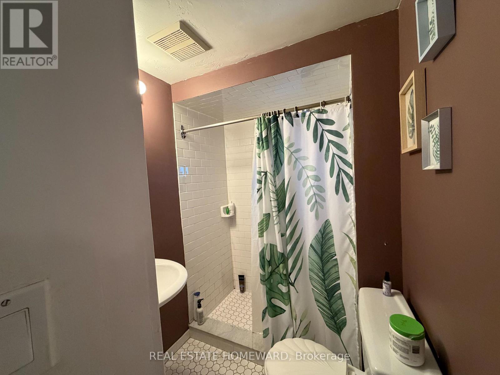 44 Lola Road, Toronto, Ontario  M5P 1E4 - Photo 25 - C12735964