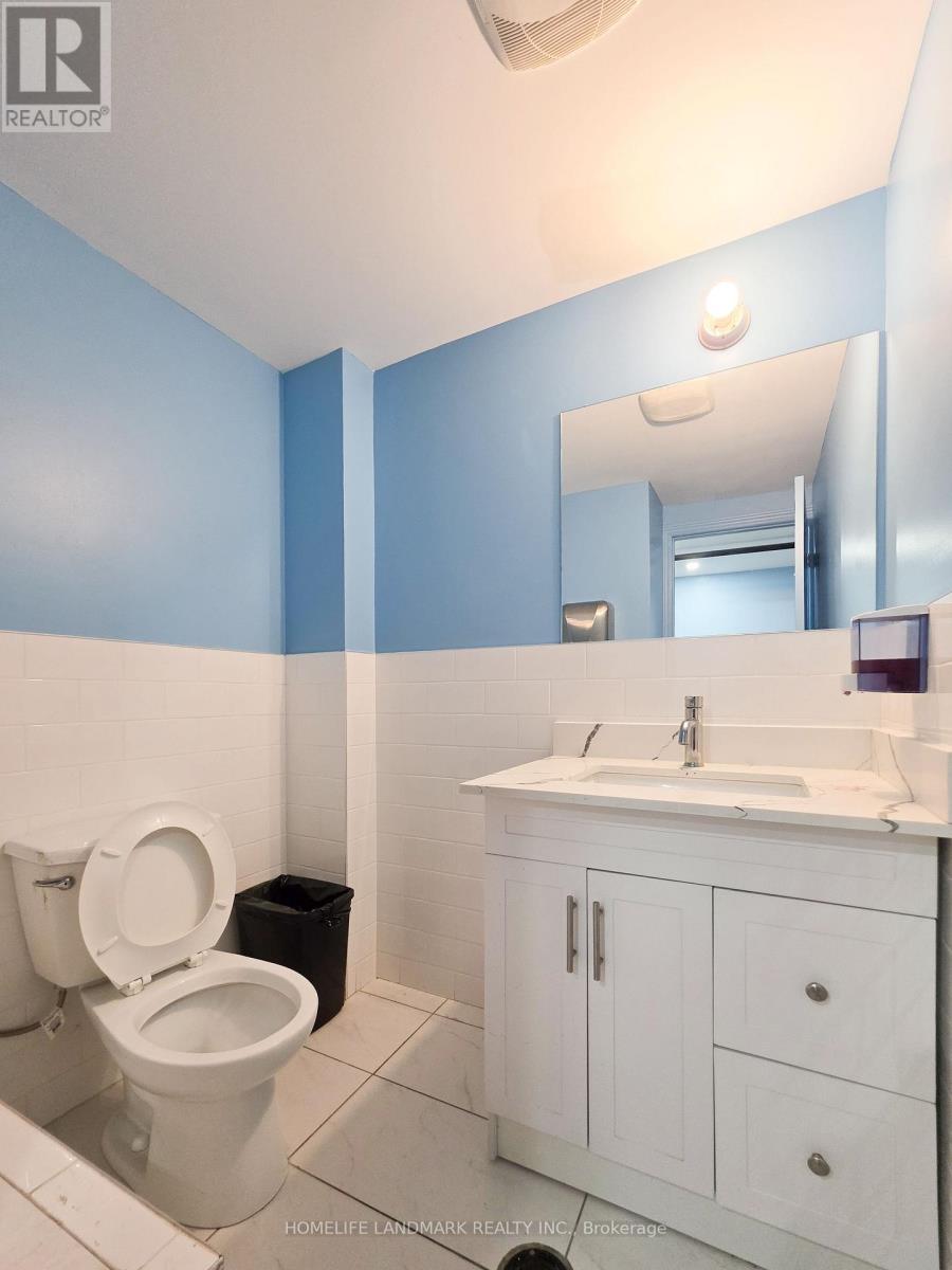 1027 Pape Avenue, Toronto, Ontario  M4K 3W1 - Photo 32 - E12735934