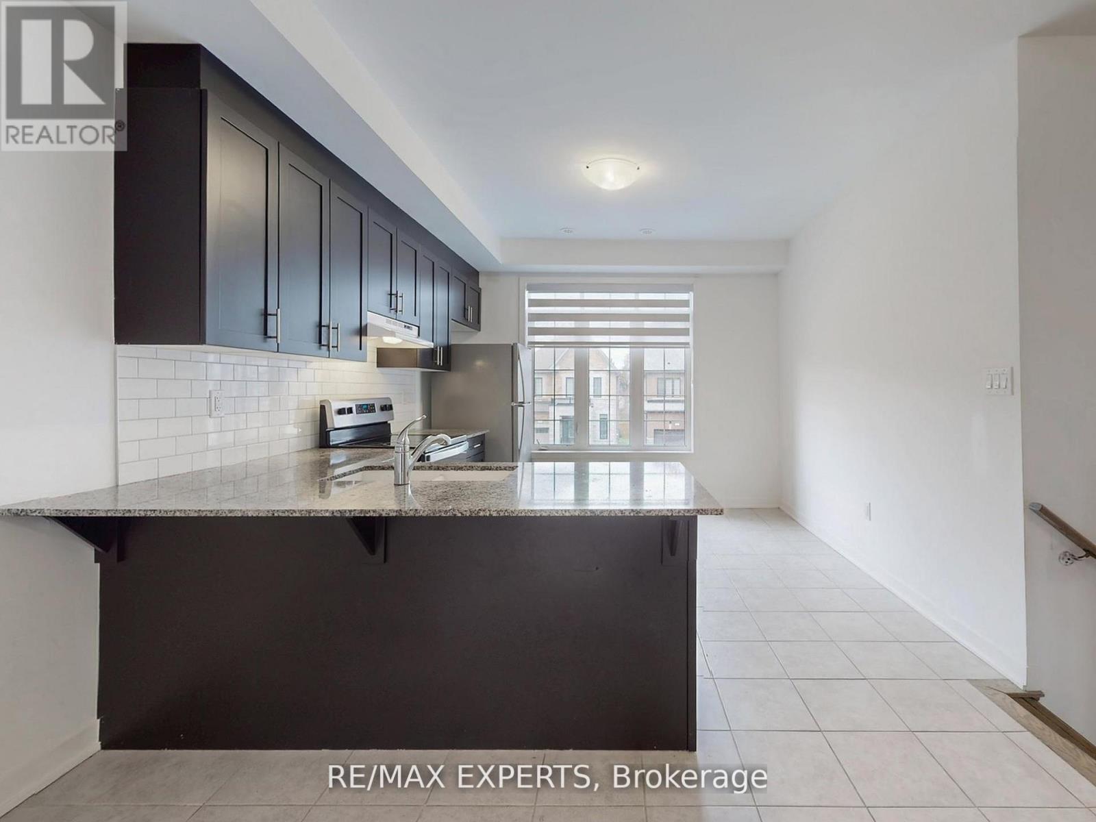 19 Frank Lloyd Wright Street, Whitby, Ontario  L1N 0N9 - Photo 11 - E12735936