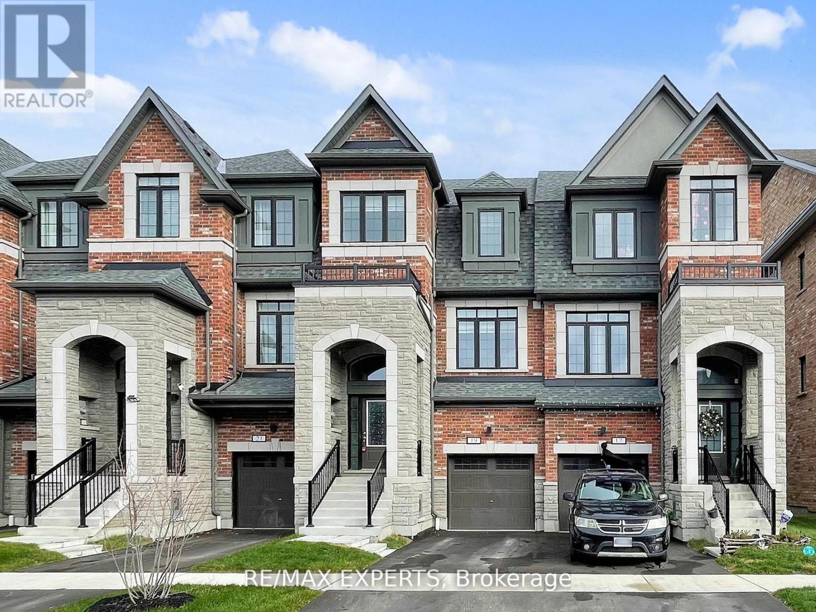 19 Frank Lloyd Wright Street, Whitby, Ontario  L1N 0N9 - Photo 3 - E12735936