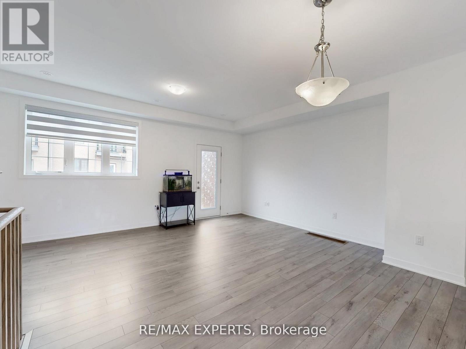 19 Frank Lloyd Wright Street, Whitby, Ontario  L1N 0N9 - Photo 5 - E12735936