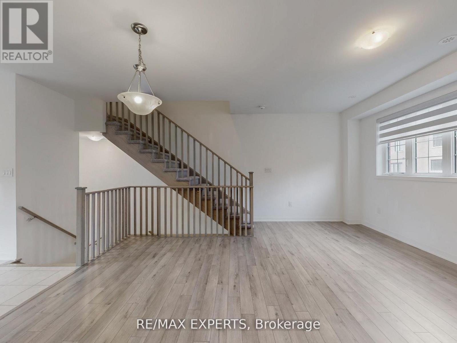 19 Frank Lloyd Wright Street, Whitby, Ontario  L1N 0N9 - Photo 9 - E12735936