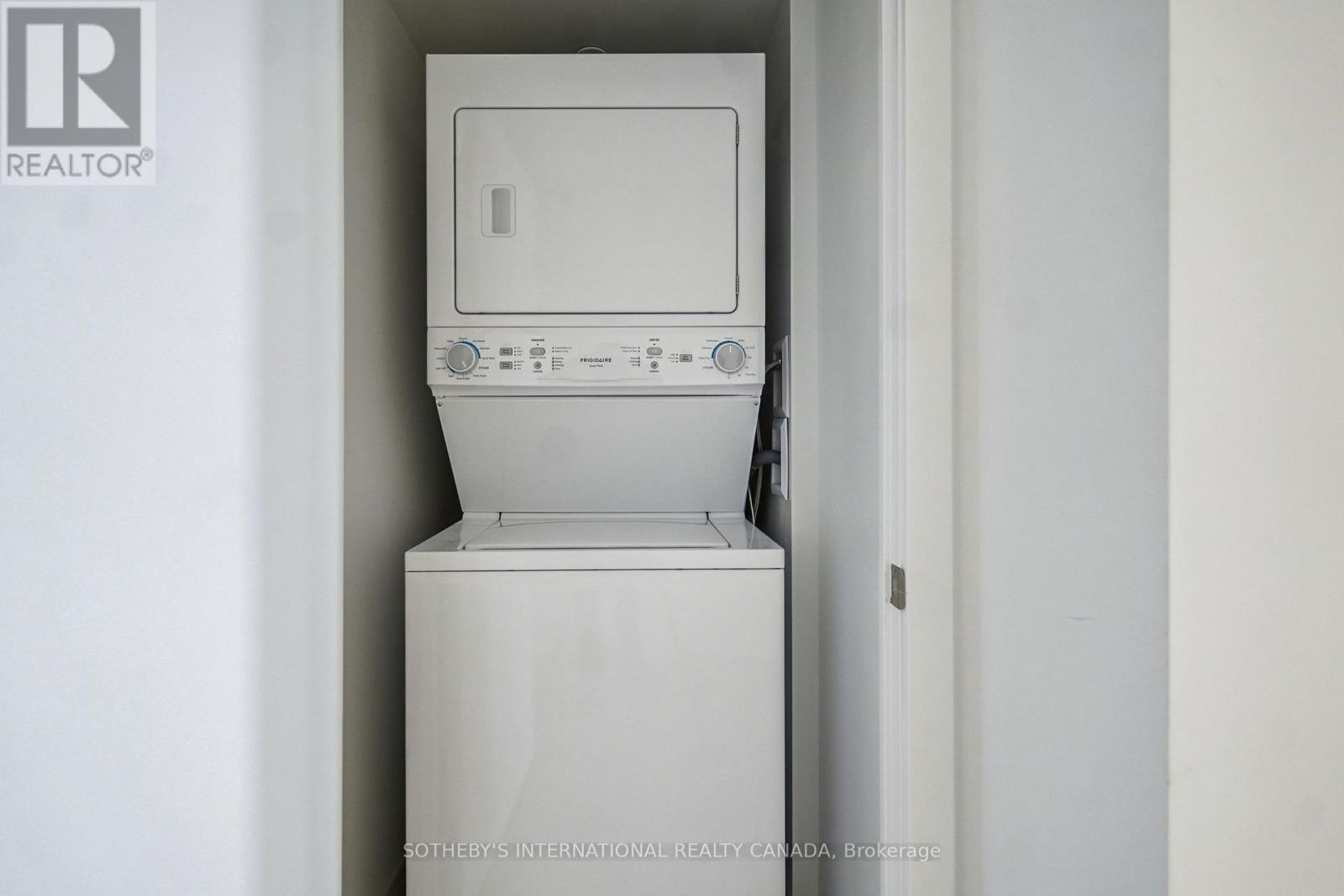 416 - 1435 Celebration Drive, Pickering, Ontario  L1W 0C4 - Photo 11 - E12735948