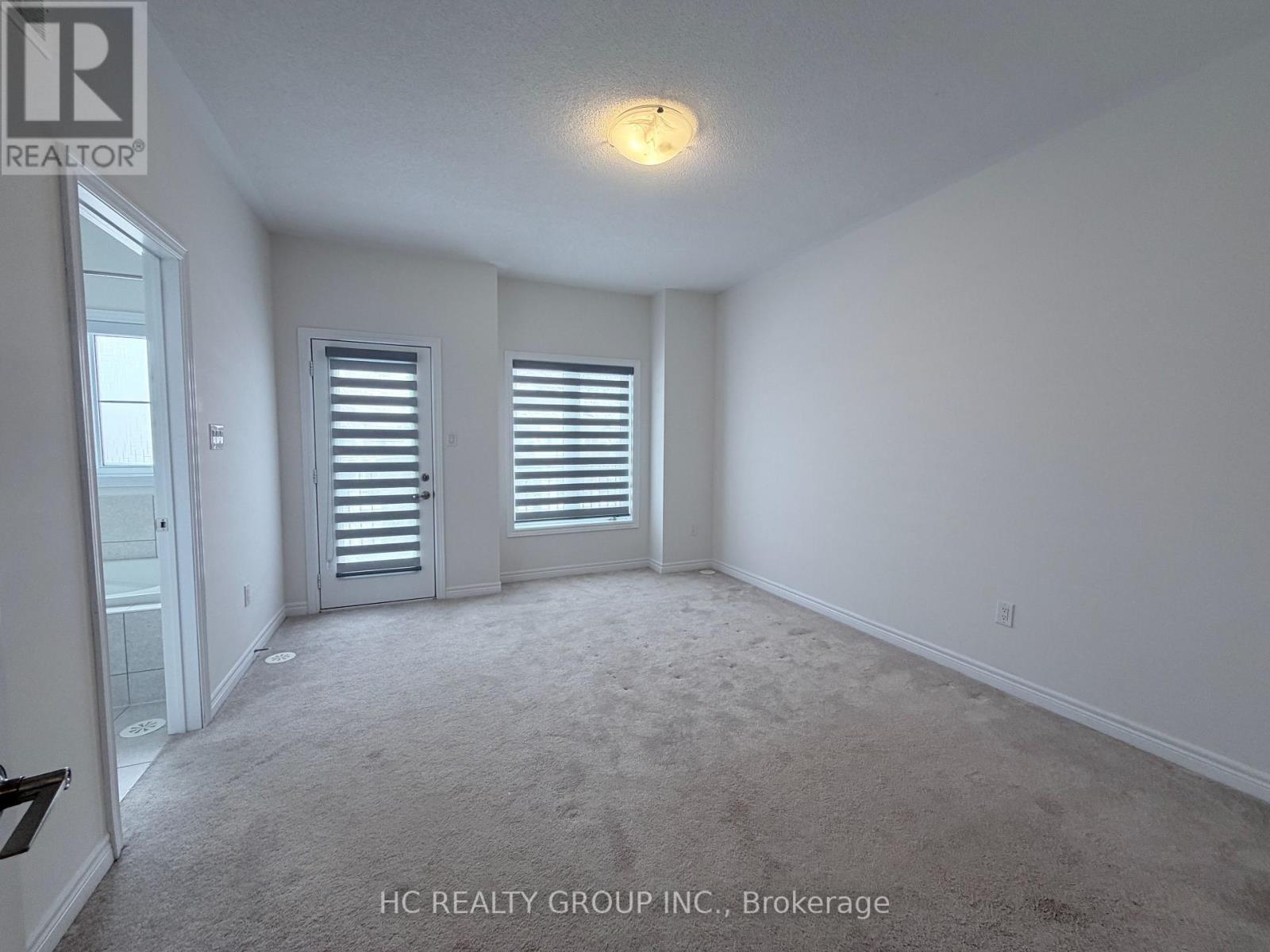 99 Grand Trunk Avenue, Vaughan, Ontario  L6A 5B3 - Photo 5 - N12735914