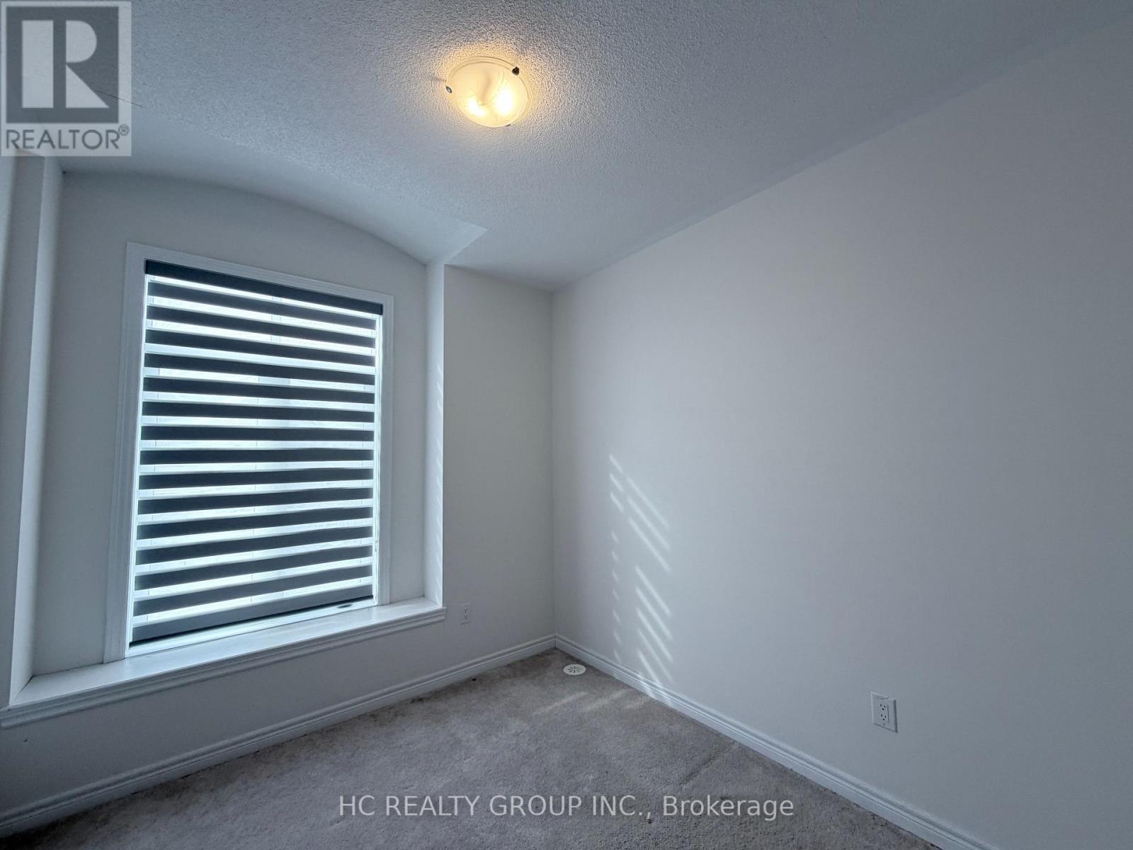 99 Grand Trunk Avenue, Vaughan, Ontario  L6A 5B3 - Photo 7 - N12735914