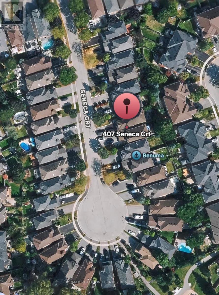 407 Seneca Court, Newmarket, Ontario  L3X 2C8 - Photo 3 - N12735918