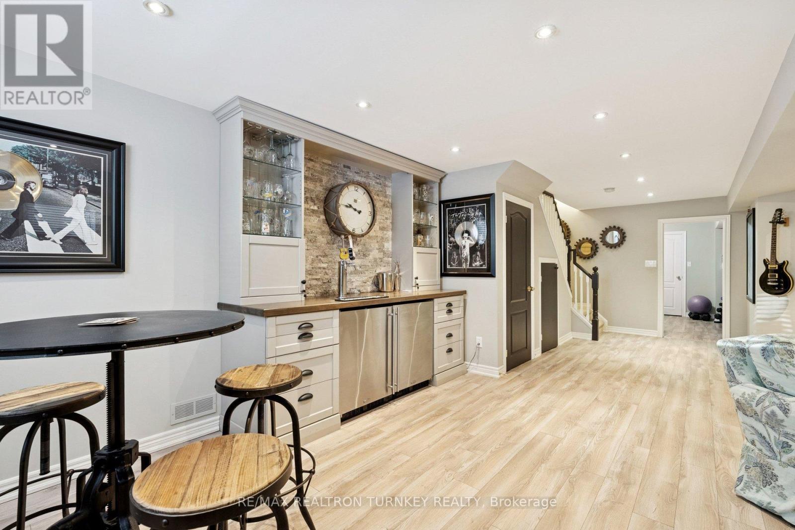 407 Seneca Court, Newmarket, Ontario  L3X 2C8 - Photo 38 - N12735918