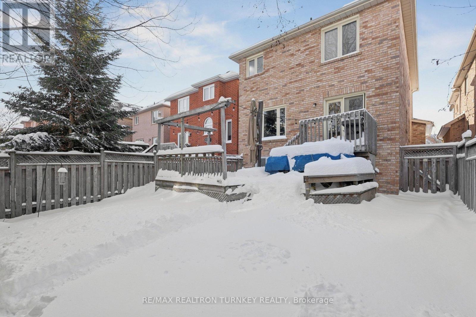 407 Seneca Court, Newmarket, Ontario  L3X 2C8 - Photo 48 - N12735918