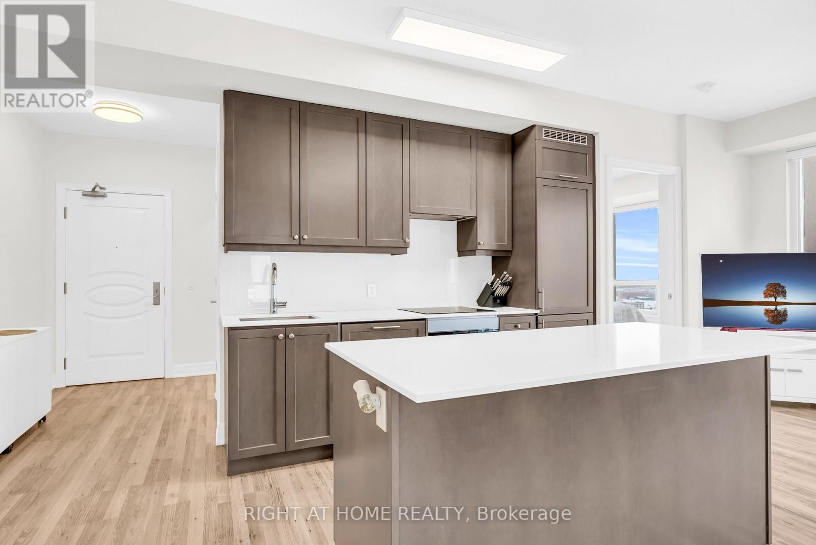 2309 - 9075 Jane Street, Vaughan, Ontario  L4K 0L7 - Photo 10 - N12735968