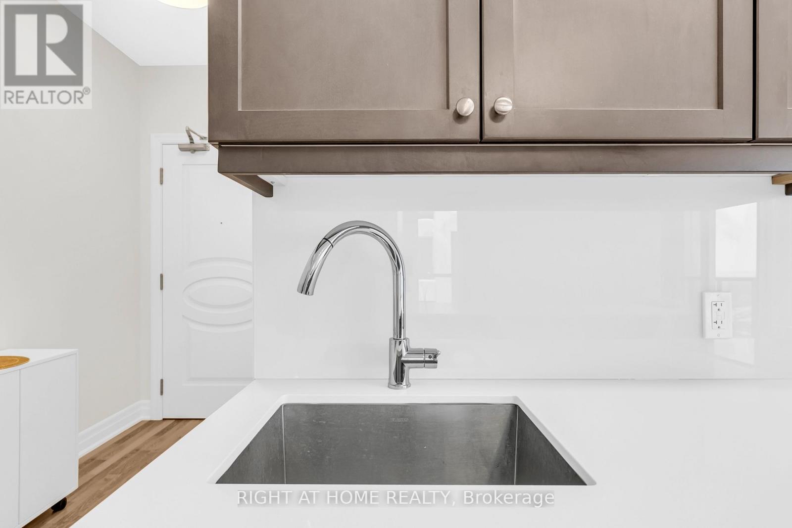 2309 - 9075 Jane Street, Vaughan, Ontario  L4K 0L7 - Photo 14 - N12735968