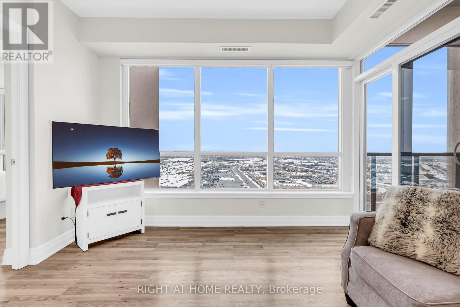 2309 - 9075 Jane Street, Vaughan, Ontario  L4K 0L7 - Photo 16 - N12735968