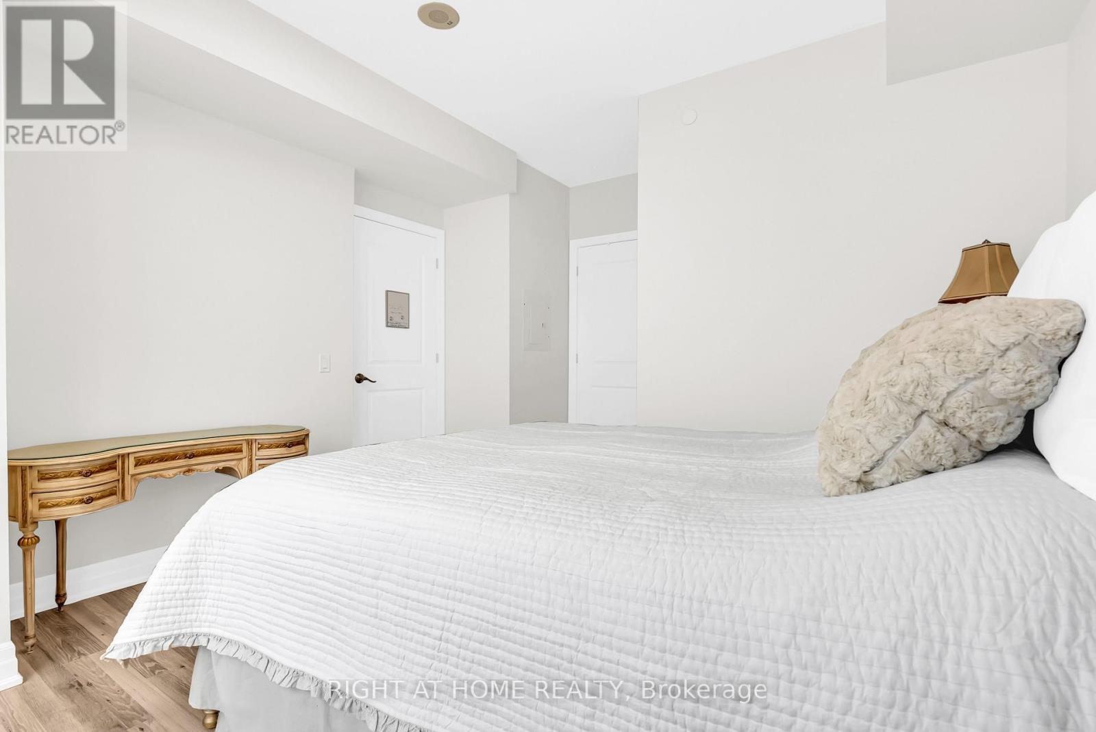 2309 - 9075 Jane Street, Vaughan, Ontario  L4K 0L7 - Photo 19 - N12735968