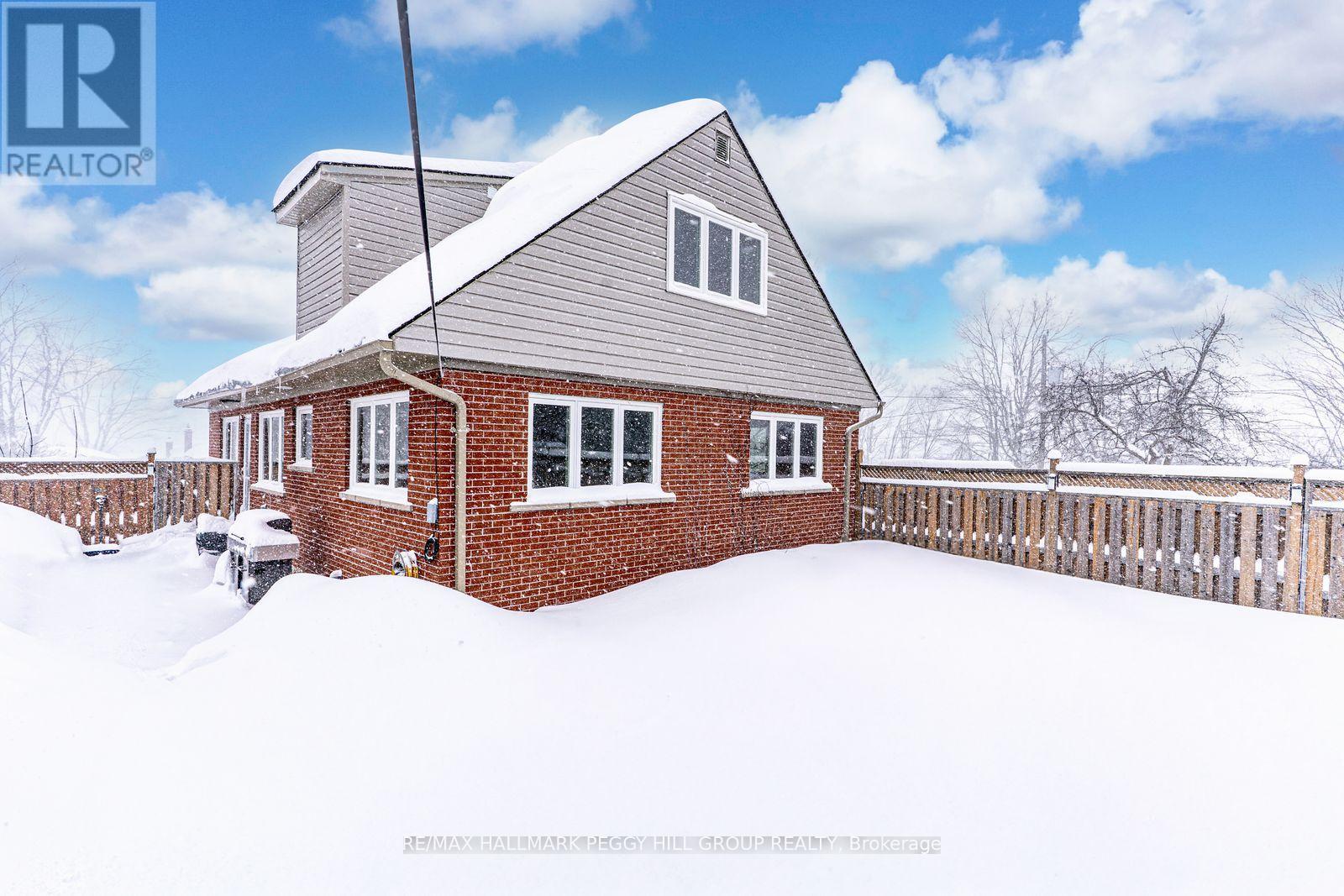 106 Brant Street W, Orillia, Ontario  L3V 3P1 - Photo 13 - S12735928