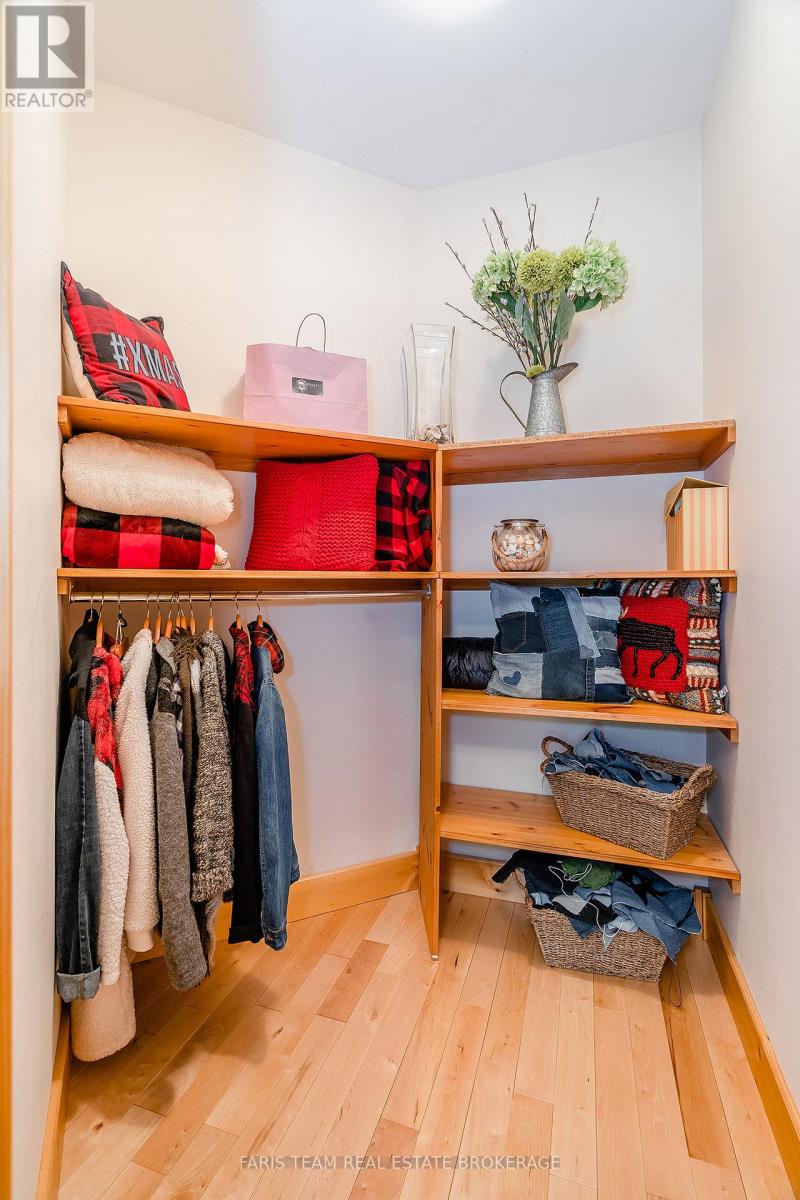 697 Lafontaine Road E, Tiny, Ontario  L9M 0S5 - Photo 19 - S12735938