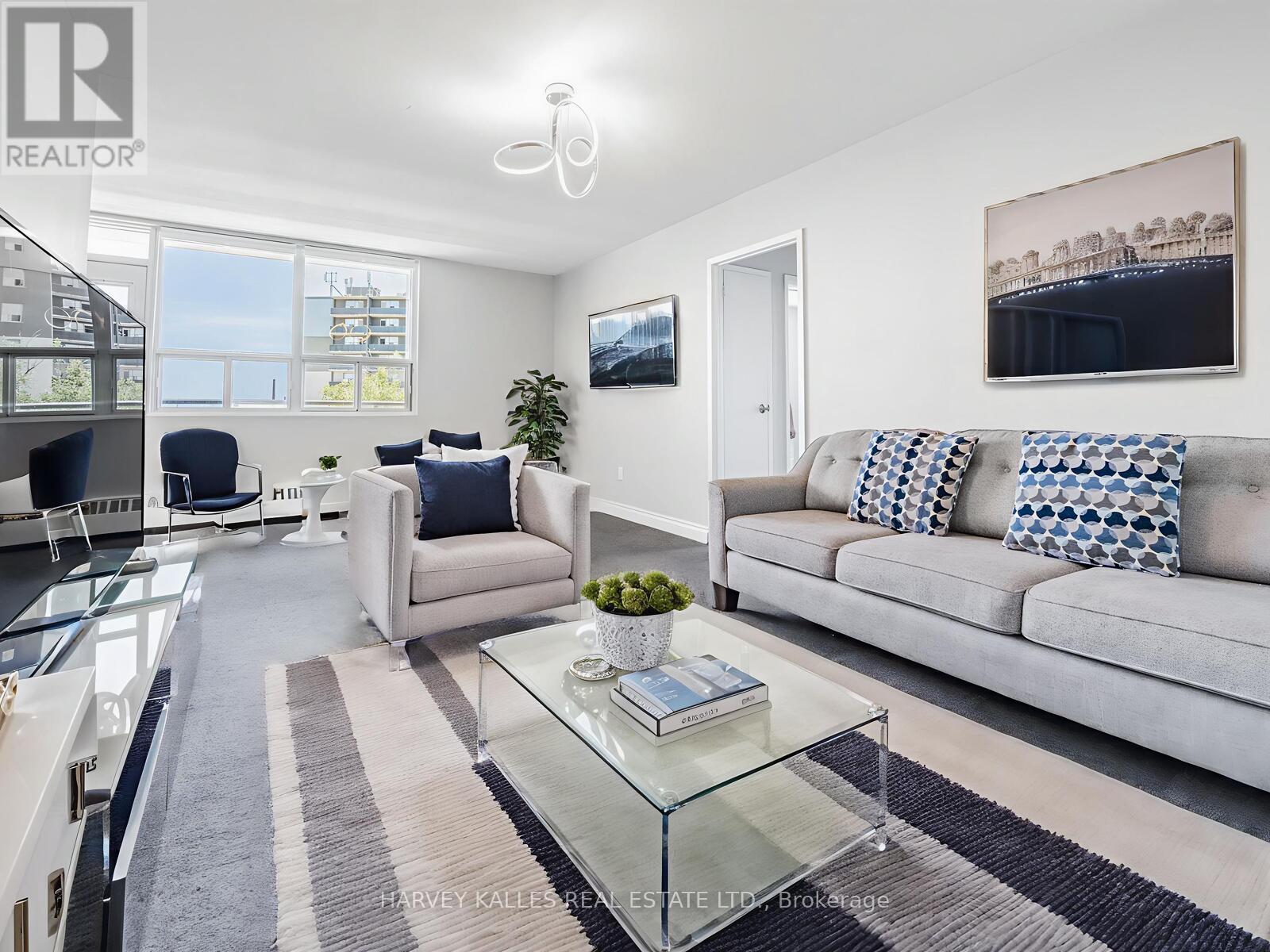 505 - 3065 Queen Frederica Drive, Mississauga, Ontario  L4Y 3A3 - Photo 5 - W12735970