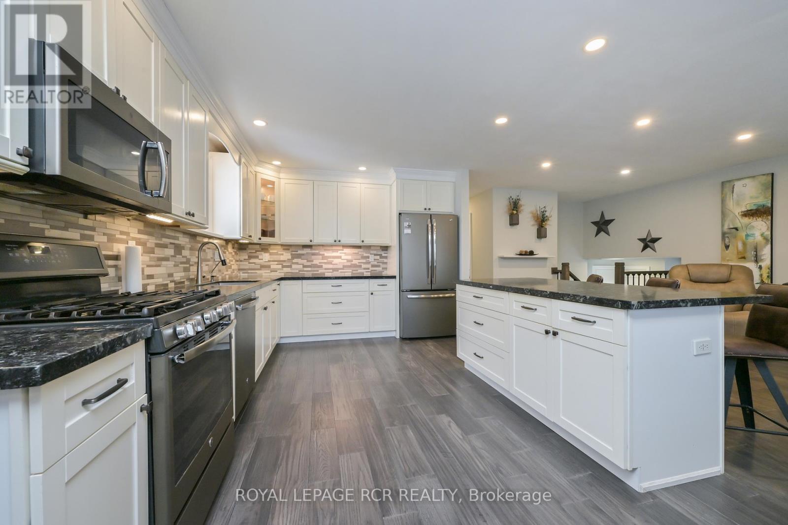 14 Goldgate Crescent, Orangeville, Ontario  L9W 4B5 - Photo 9 - W12736026