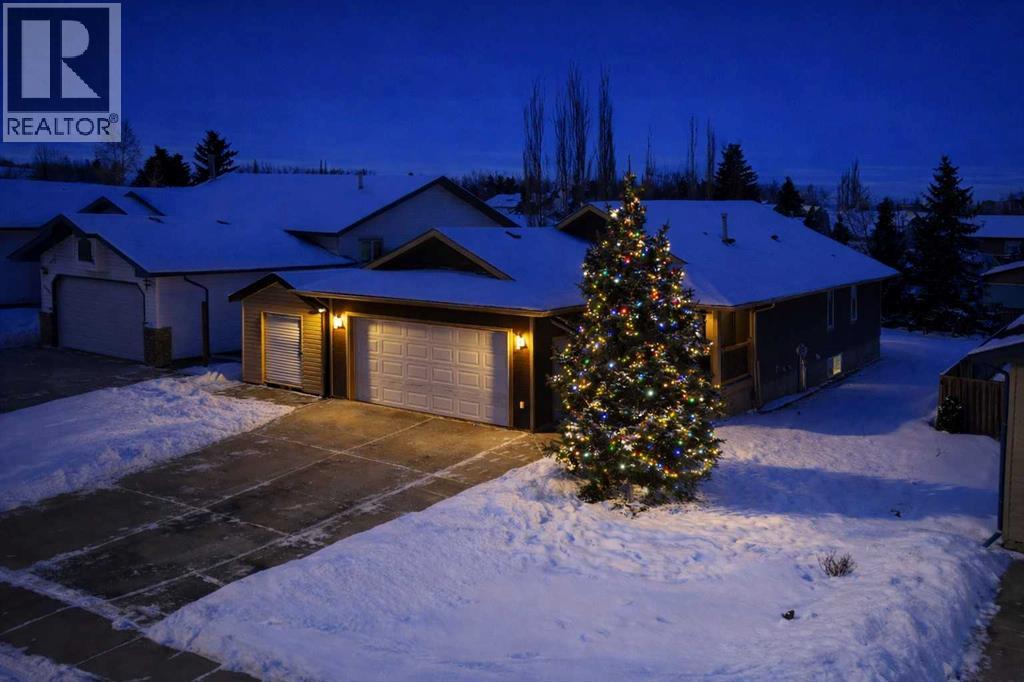 5647 55 Avenuecrescent, Innisfail, Alberta  T4G 1X6 - Photo 3 - A2281526