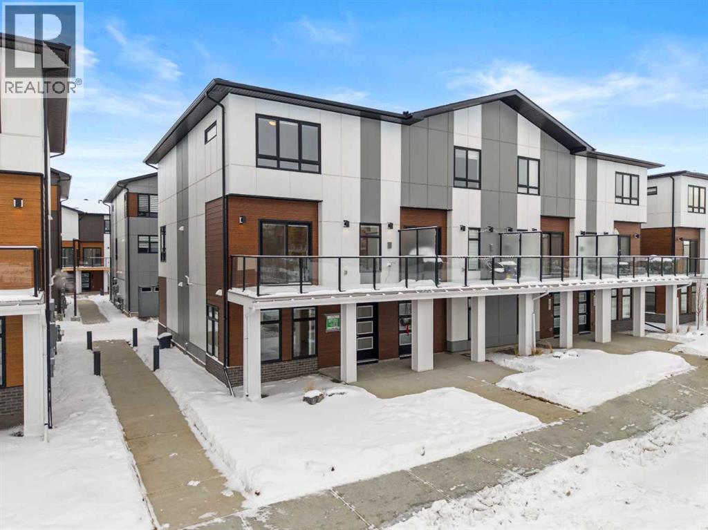 8323 8 Avenue Sw, Calgary, Alberta T3H 6M8 - Photo 2 - A2269358