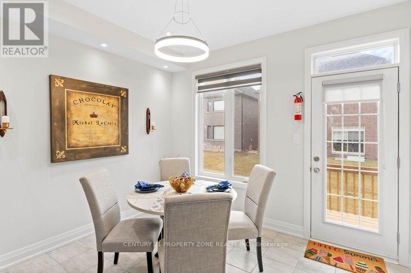 22 Bermondsey Way, Brampton, Ontario  L6Y 0E4 - Photo 8 - W12736014