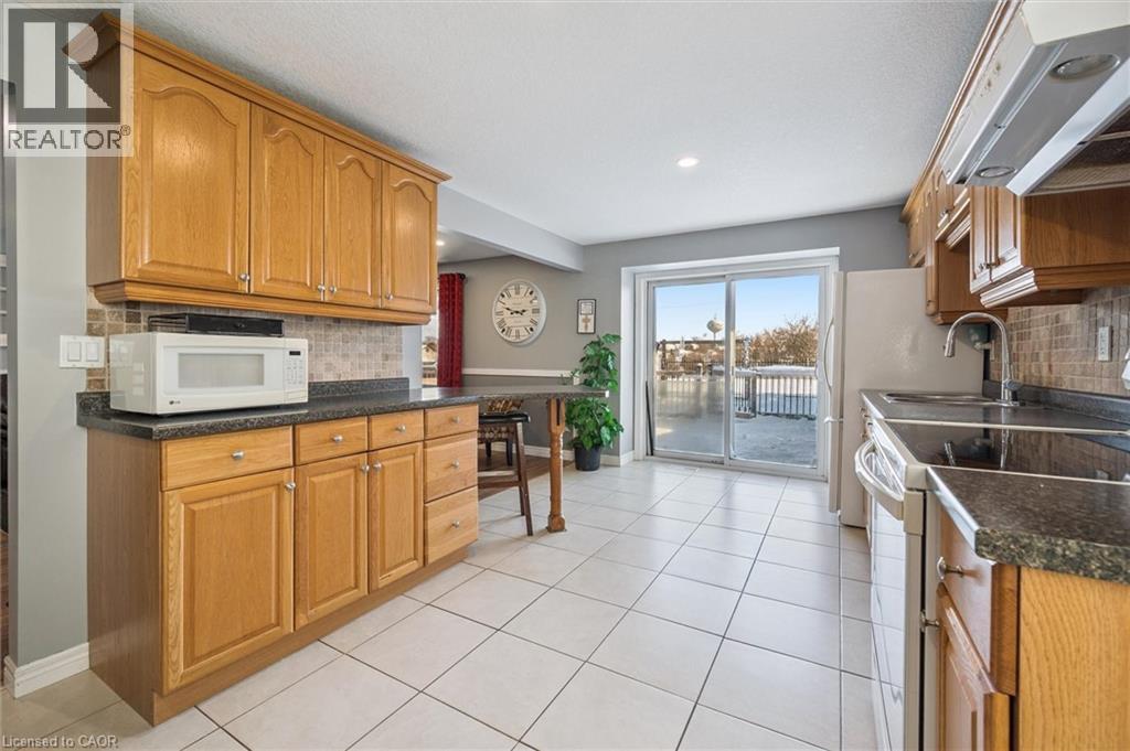 98 Peachtree Crescent, Cambridge, Ontario  N1S 4W3 - Photo 13 - 40800879