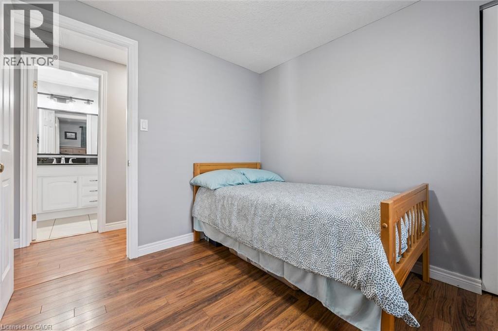 98 Peachtree Crescent, Cambridge, Ontario  N1S 4W3 - Photo 23 - 40800879