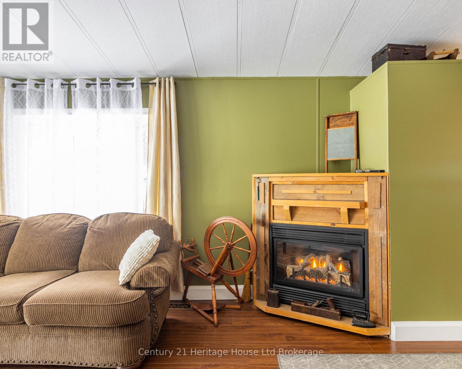 4 Tropicana Cres - 596101 Highway 59, East Zorra-Tavistock, Ontario  N4S 7W1 - Photo 8 - X12736060