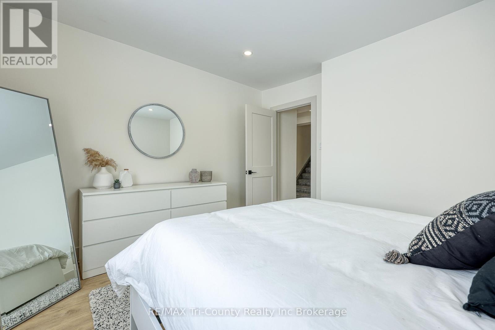 50307 Talbot Line, Malahide, Ontario  N5H 2R1 - Photo 17 - X12736204