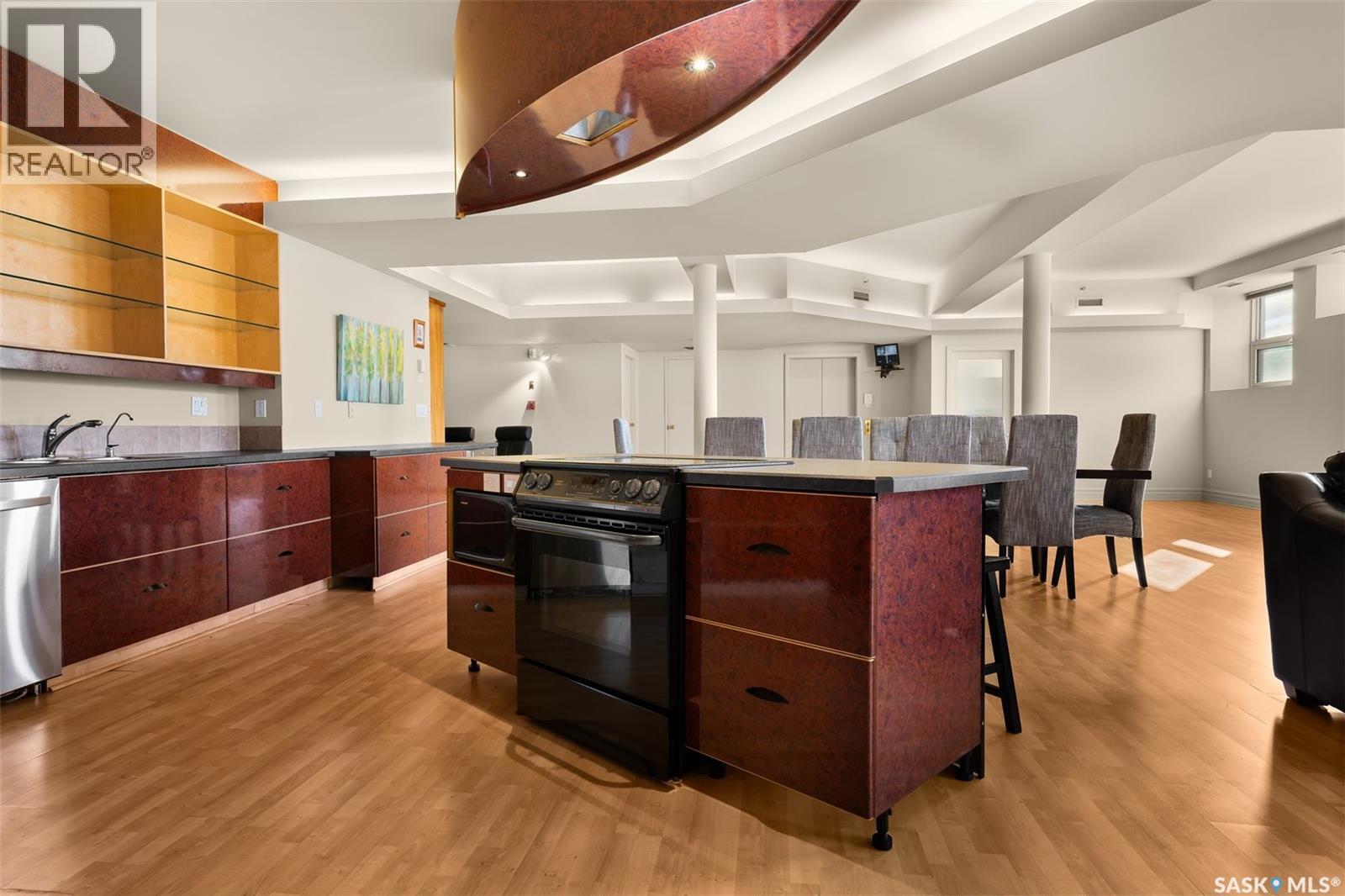 300 1821 Scarth Street, Regina, Saskatchewan  S4P 2G9 - Photo 3 - SK027536