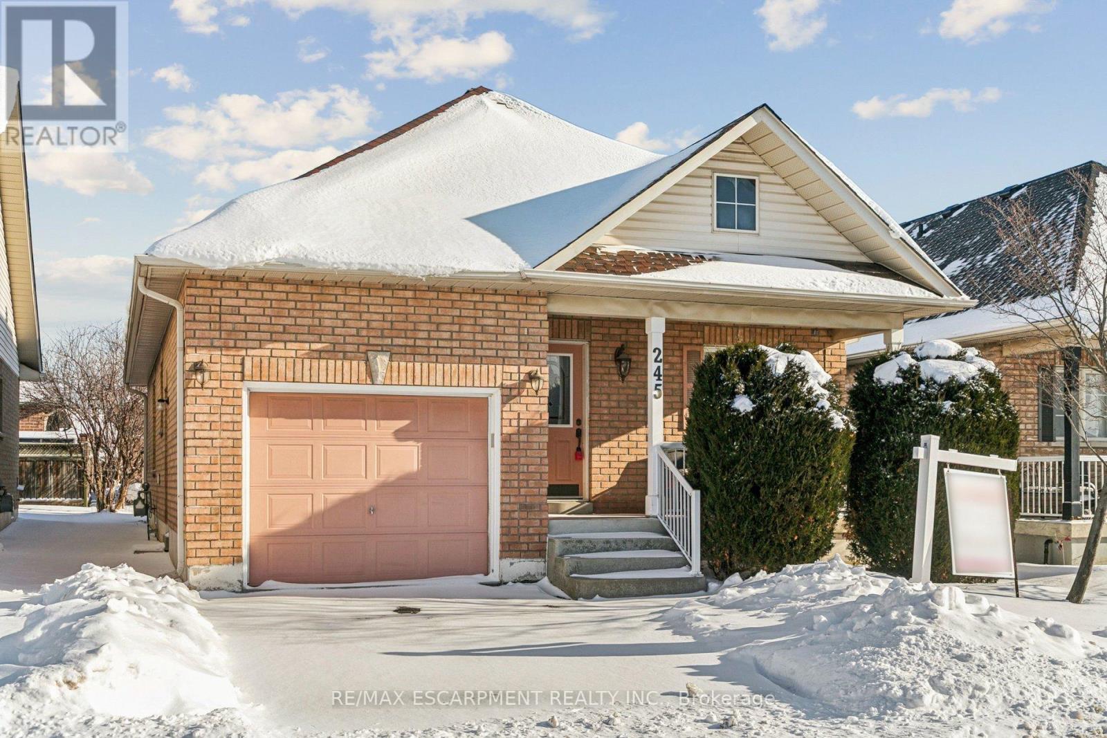 245 CENTENNIAL FOREST DRIVE, Milton, Ontario