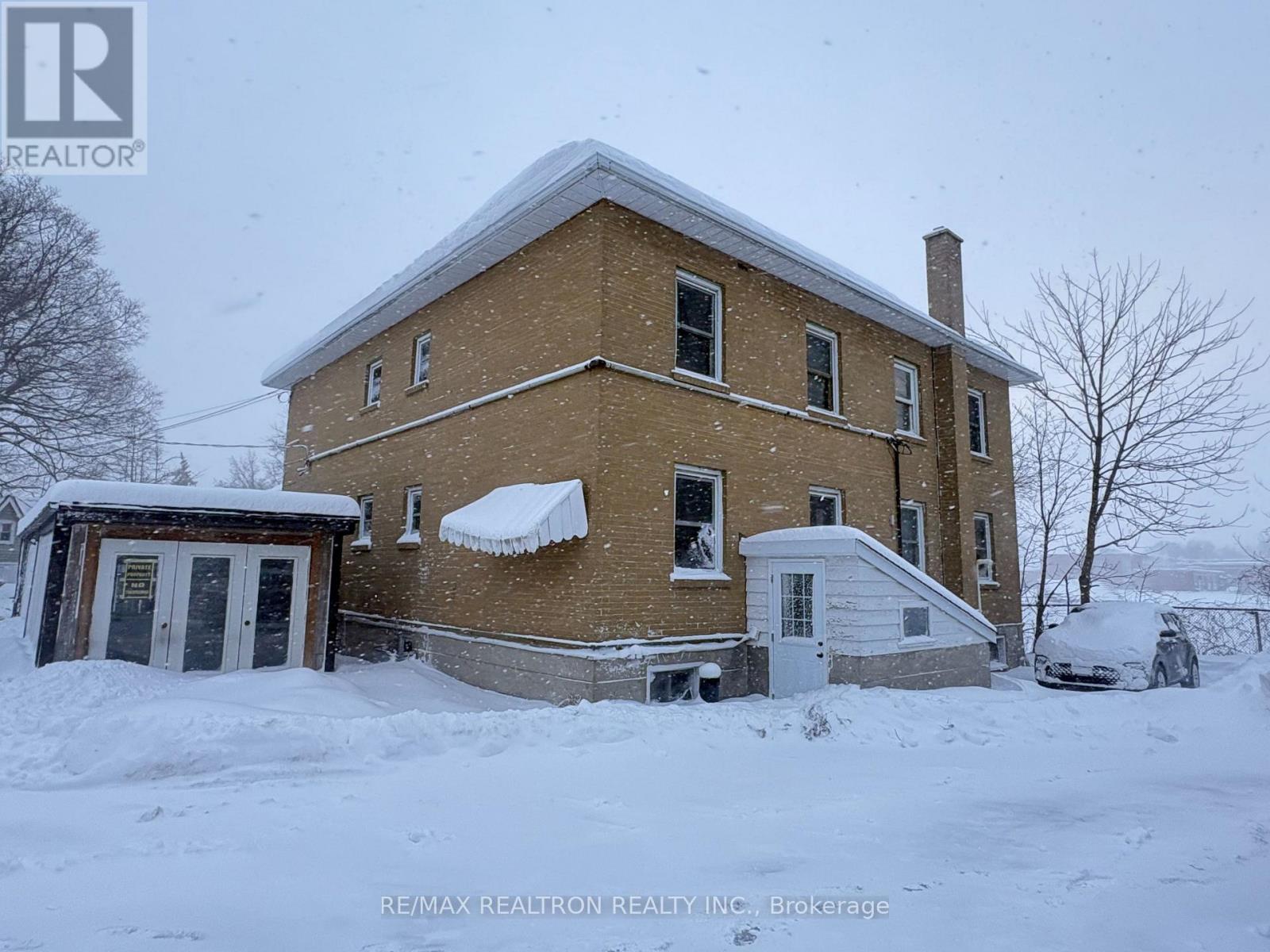 28 Mccoll Street, Quinte West, Ontario  K8V 5L3 - Photo 7 - X12715638