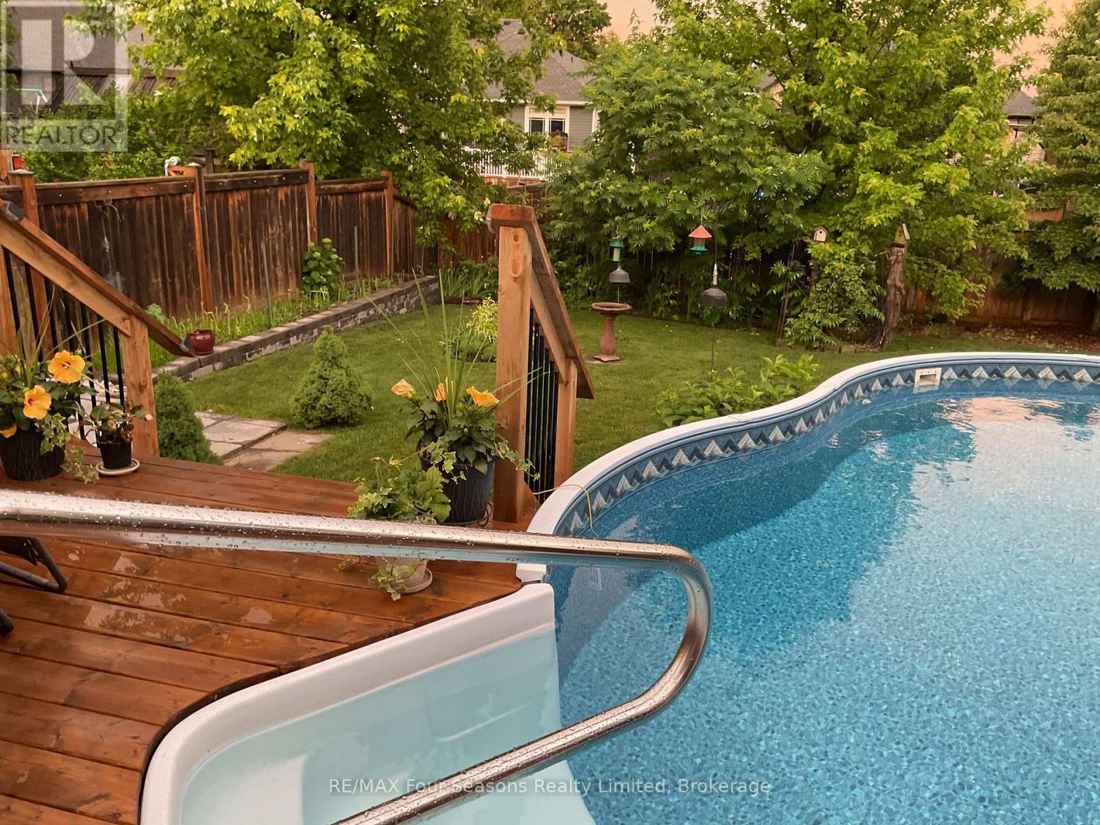 26 Fenton Drive, Saugeen Shores, Ontario  N0H 2C6 - Photo 7 - X12736144