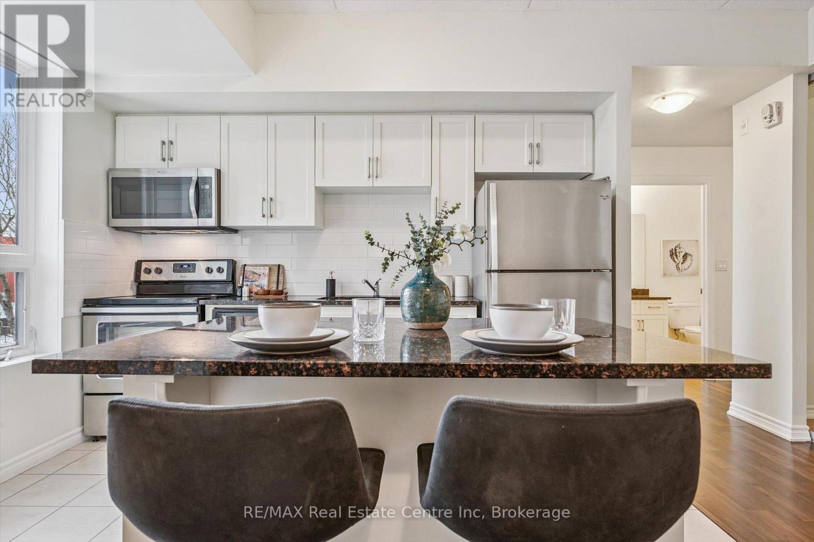 210 - 1280 Gordon Street, Guelph, Ontario  N1L 0N6 - Photo 4 - X12736160