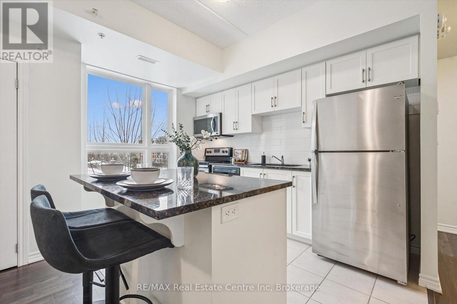 210 - 1280 Gordon Street, Guelph, Ontario  N1L 0N6 - Photo 5 - X12736160