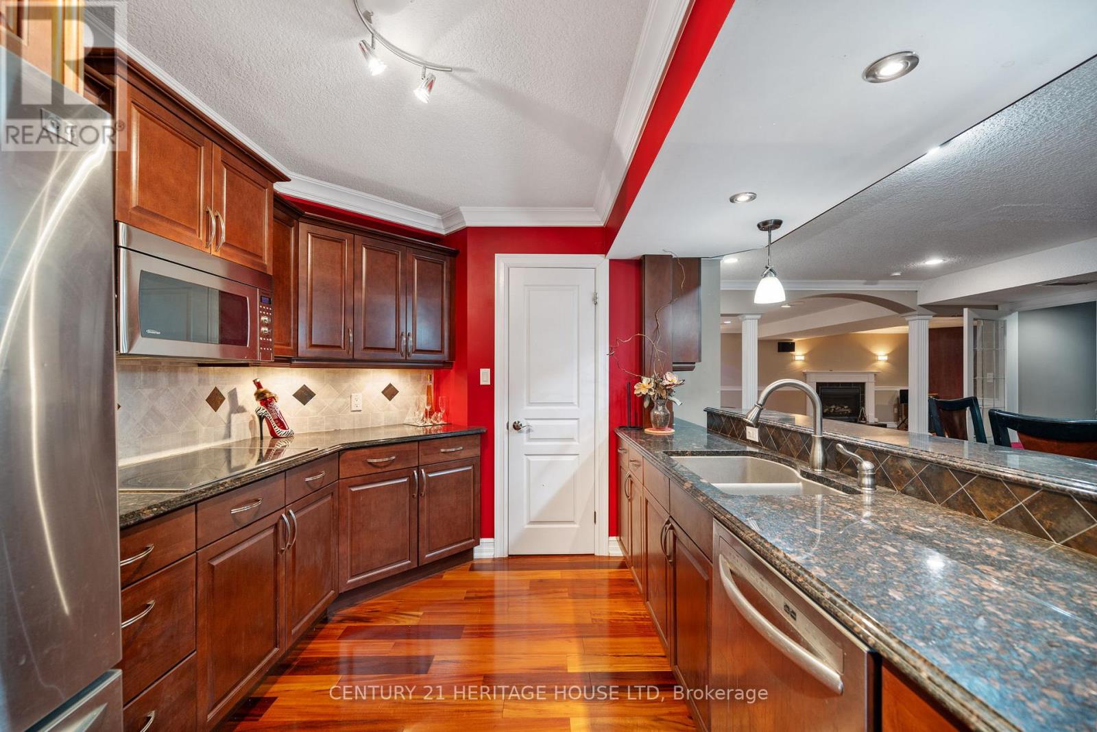 7 Edwin Drive Nw, London South, Ontario  N6C 6A7 - Photo 31 - X12736050