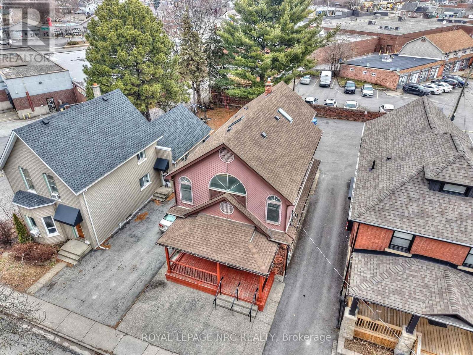 8 Clark Street, St. Catharines, Ontario  L2R 5G2 - Photo 44 - X12690272