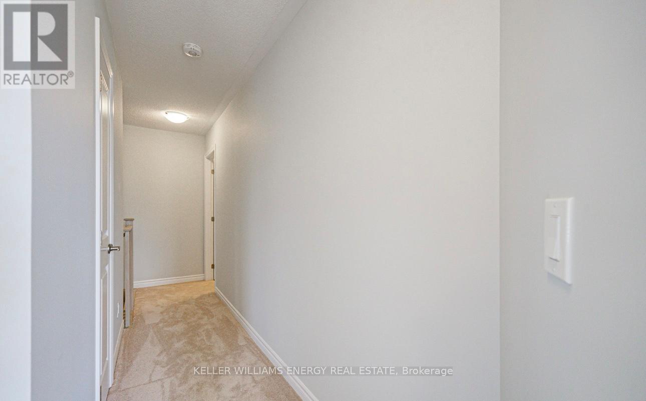 1210 Greentree Path, Oshawa, Ontario  L1H 8L7 - Photo 14 - E12736184