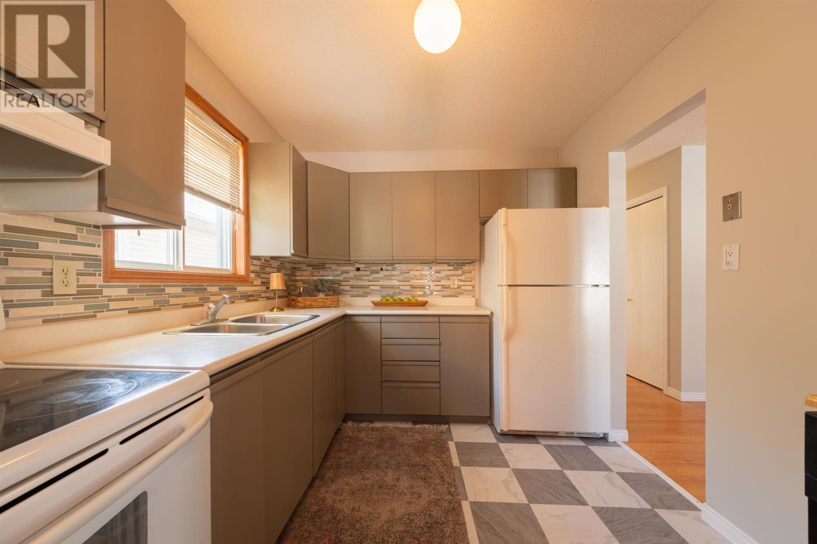 61 Muriel Dr, Sault Ste. Marie, Ontario  P6A 6X4 - Photo 15 - SM253470