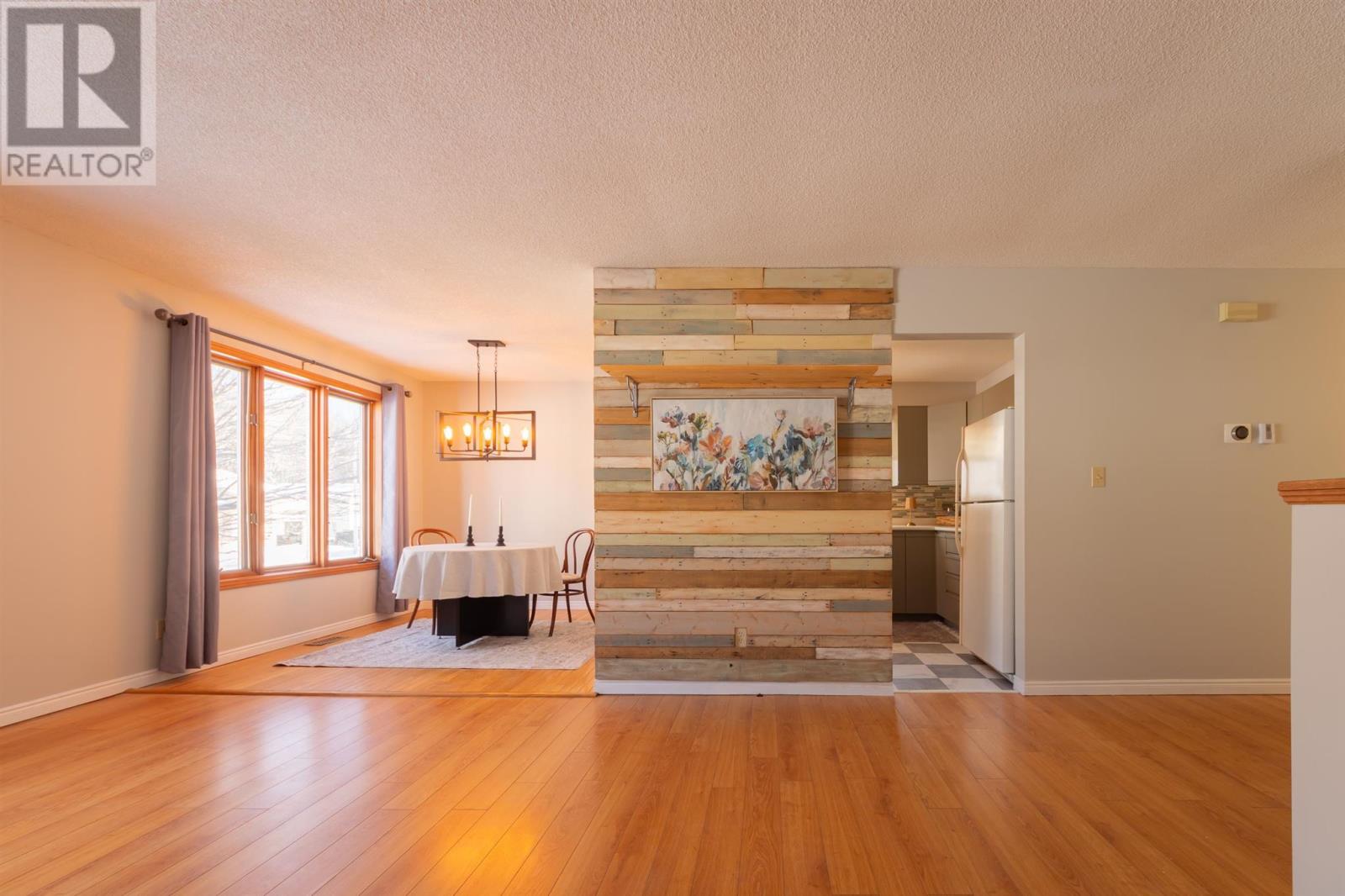 61 Muriel Dr, Sault Ste. Marie, Ontario  P6A 6X4 - Photo 9 - SM253470