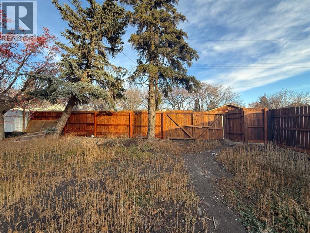 513 19 Street N, Lethbridge, Alberta  T1H 3K6 - Photo 21 - A2275603