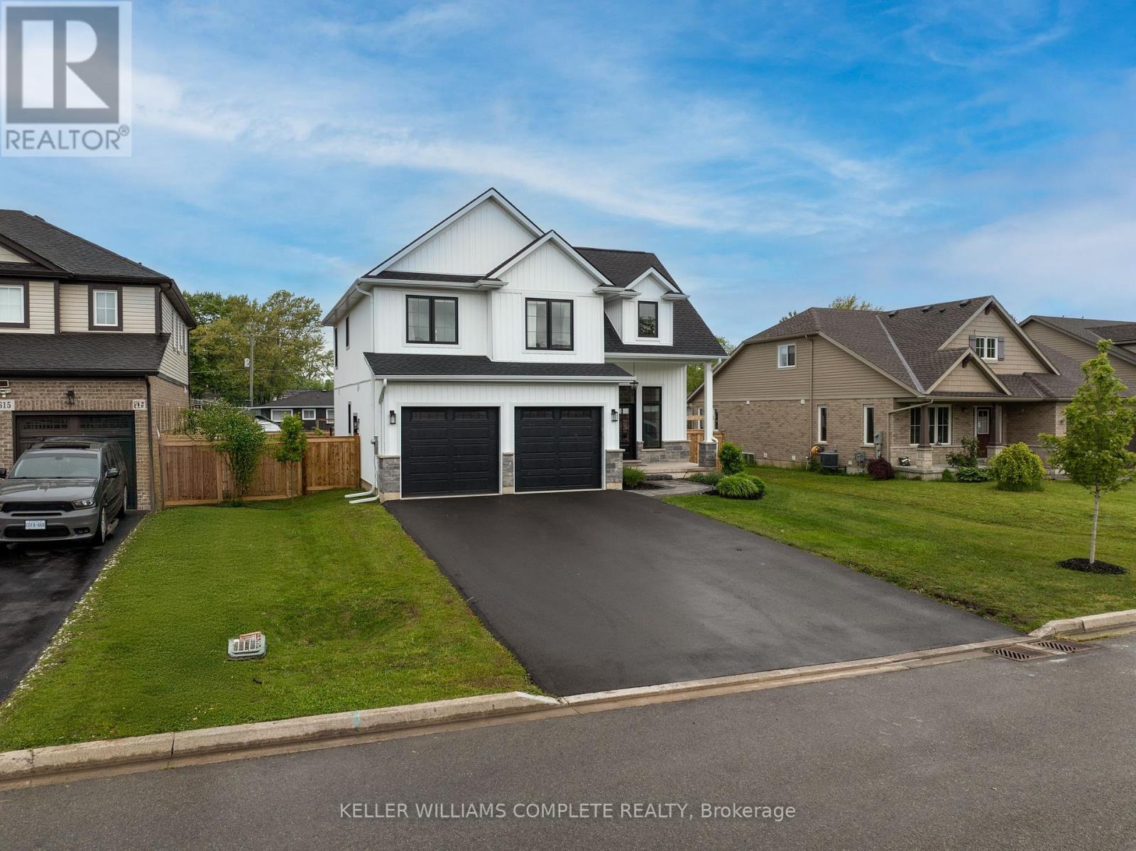 619 Brian Street, Fort Erie, Ontario  L2A 6W1 - Photo 3 - X12736122