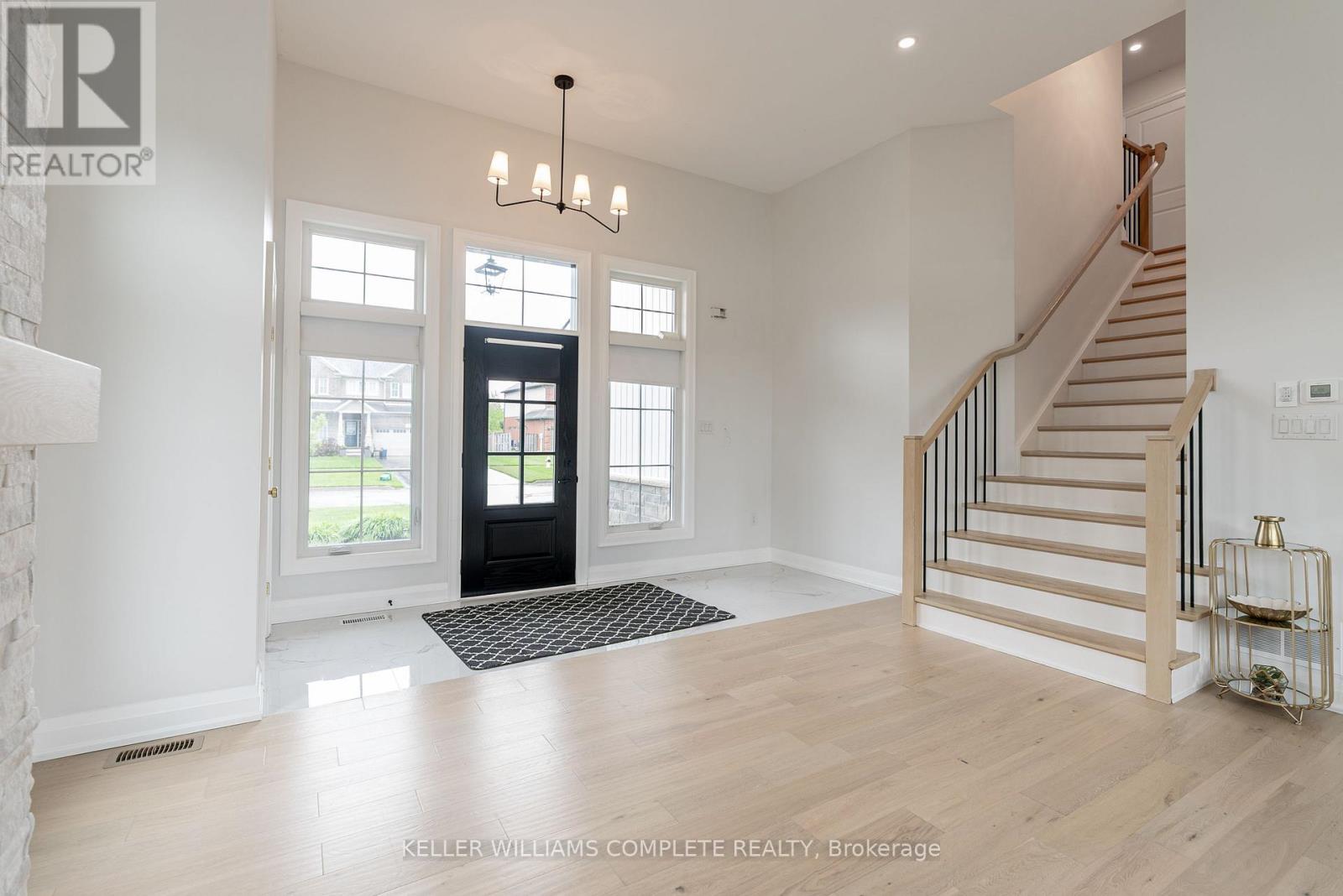 619 Brian Street, Fort Erie, Ontario  L2A 6W1 - Photo 4 - X12736122