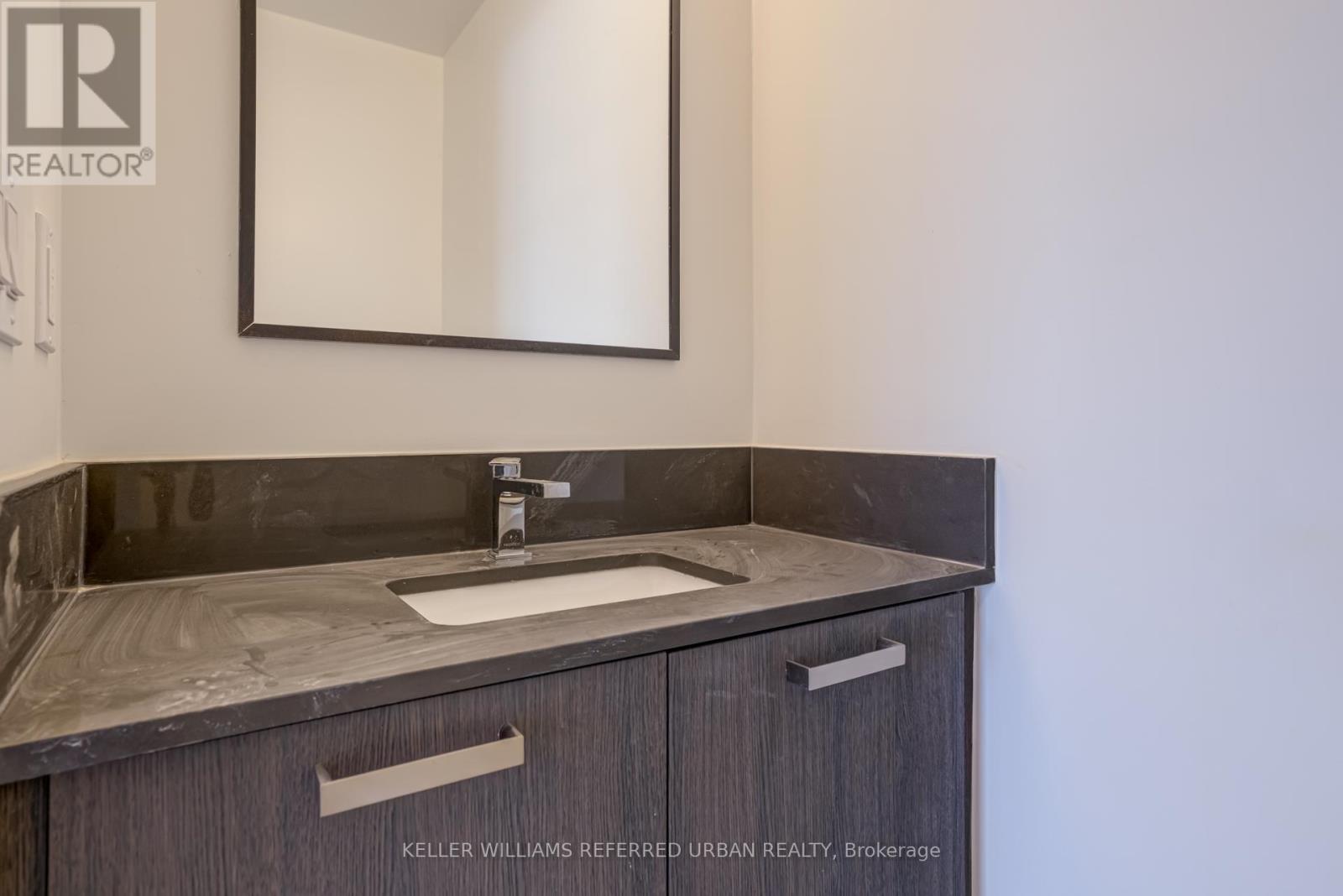 200 - 65 Curlew Drive, Toronto, Ontario  M3A 0B5 - Photo 11 - C12736194