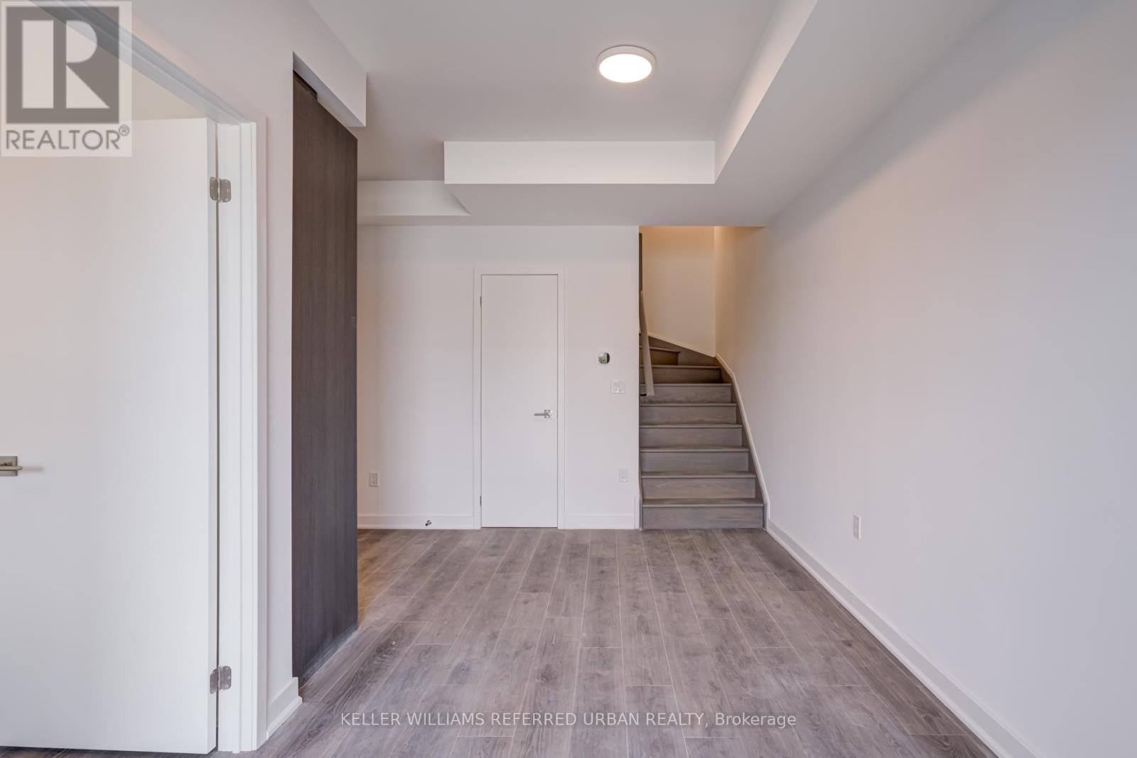 200 - 65 Curlew Drive, Toronto, Ontario  M3A 0B5 - Photo 8 - C12736202