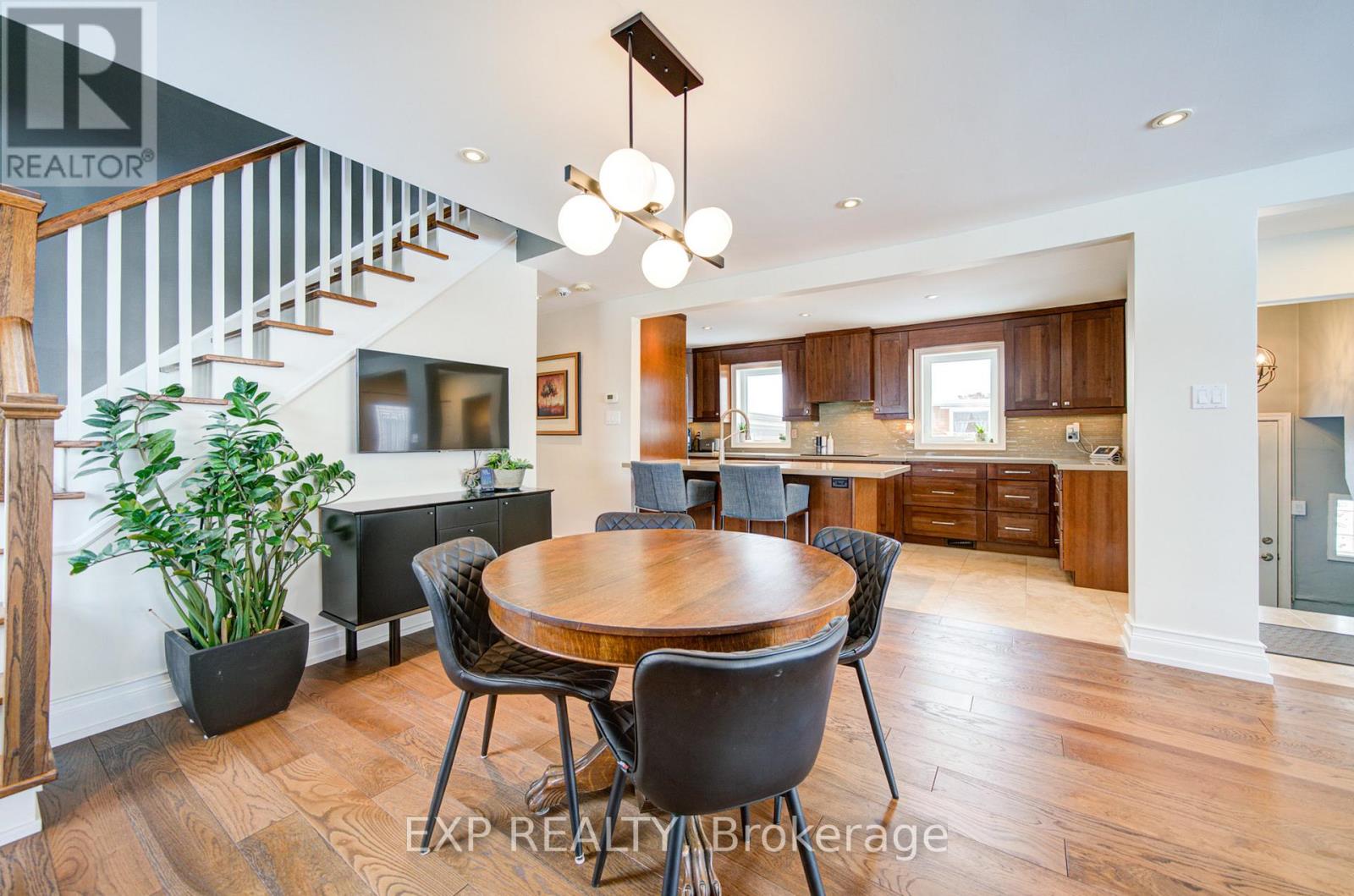 47 Brenda Crescent, Toronto, Ontario  M1K 3C5 - Photo 8 - E12736124