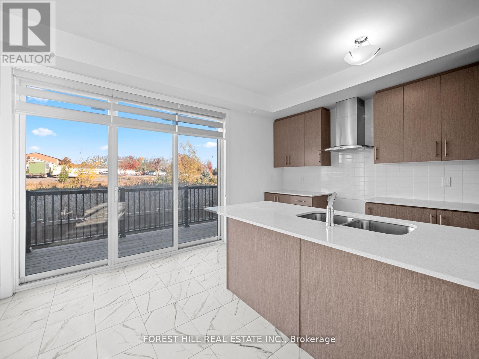 5 Elkington Crescent, Whitby, Ontario  L1P 0L7 - Photo 22 - E12736156