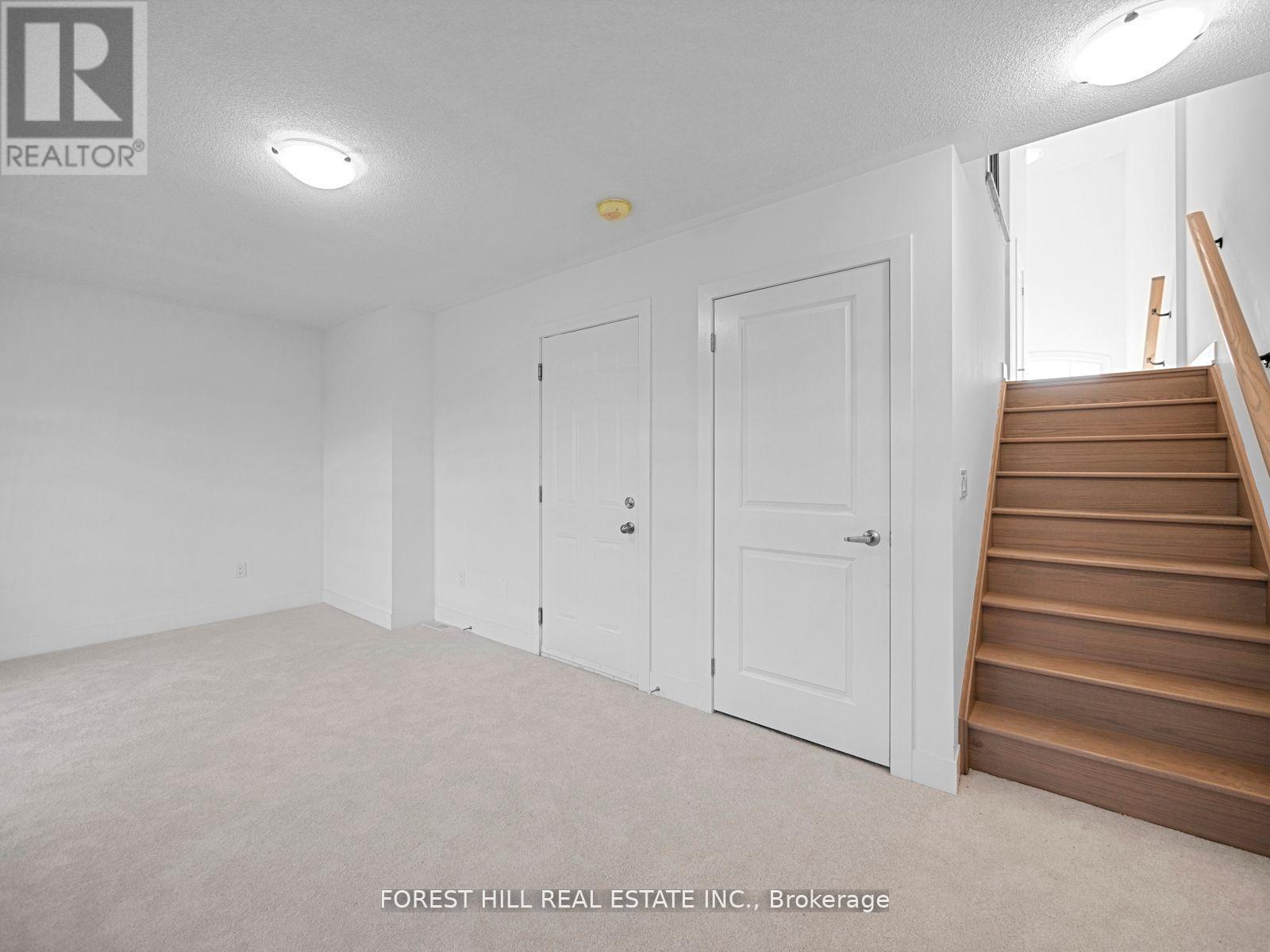 5 Elkington Crescent, Whitby, Ontario  L1P 0L7 - Photo 9 - E12736156