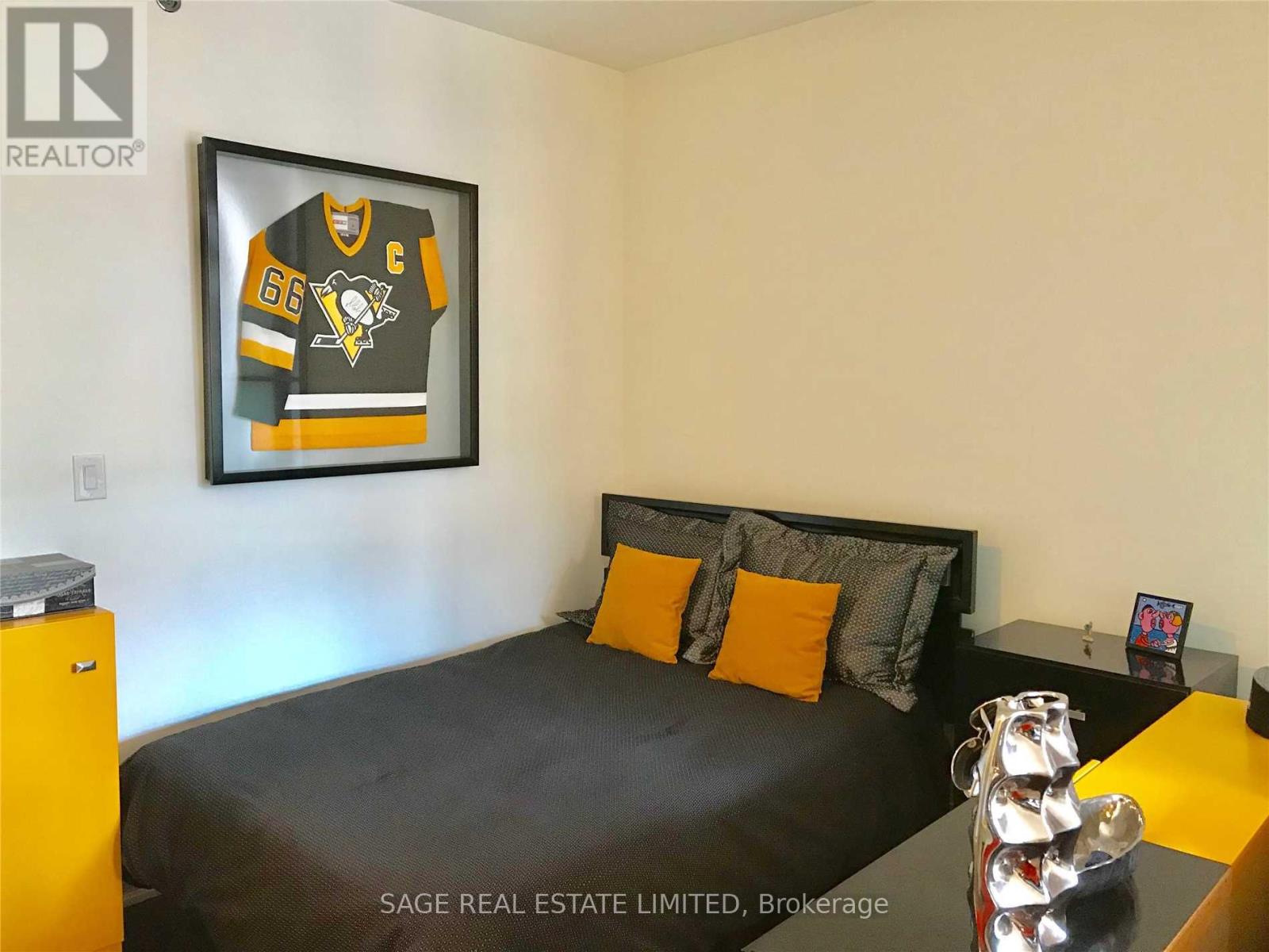 533 - 88 Colgate Avenue, Toronto, Ontario  M4M 0A6 - Photo 14 - E12736174