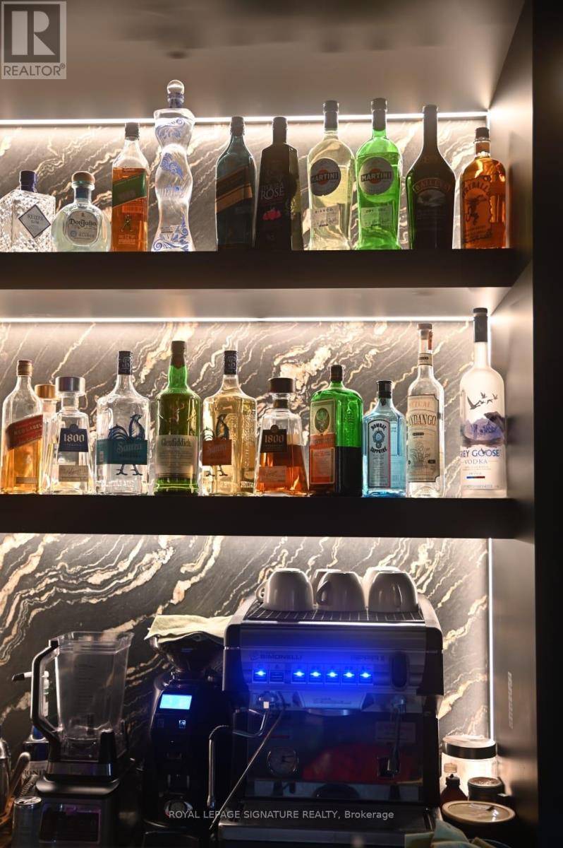 Ground Floor - 8403 Yonge Street, Markham, Ontario  L3T 6R2 - Photo 2 - N12736052